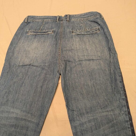 FREE PEOPLE Jeans Womens 25 Medium Wash Denim Button Fly Slight Crease at Waist - Picture 11 of 14
